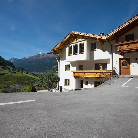 Appartementhaus Pinnisblick Neustift im Stubaital Kültér fotó