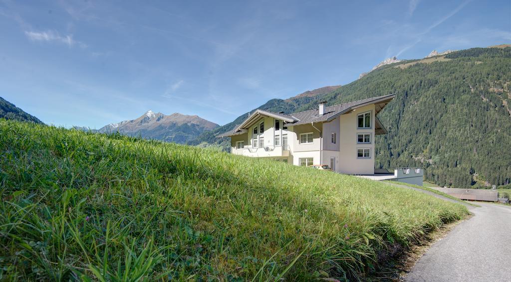 Appartementhaus Pinnisblick Neustift im Stubaital Kültér fotó
