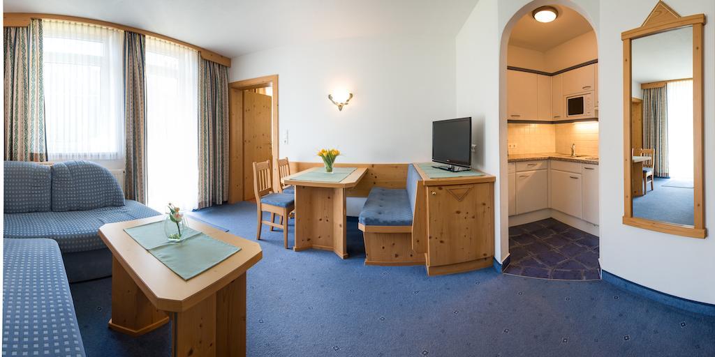 Appartementhaus Pinnisblick Neustift im Stubaital Szoba fotó