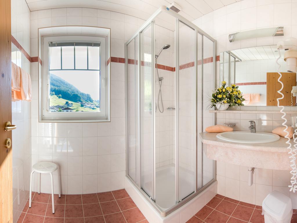 Appartementhaus Pinnisblick Neustift im Stubaital Szoba fotó